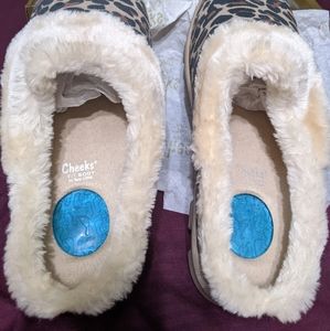 Tony Little Cheeks slippers